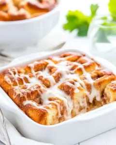 Cinnamon Roll Breakfast Casserole