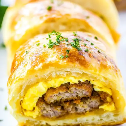 Sausage and Egg Breakfast Rolls